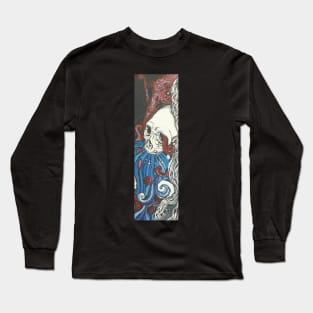 Skull in the sea Long Sleeve T-Shirt